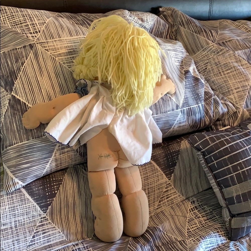 Cabbage Patch doll.... - Picture 3 of 3